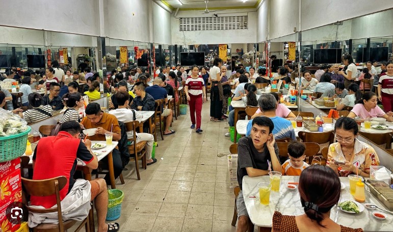 BÁN NHÀ HOÀNG CẦU 183M2, NỞ HẬU, 3 TẦNG, MẶT PHỐ KINH DOANH, VỈA HÈ Ô TÔ TRÁNH KINH DOANH ĐA NGÀNH