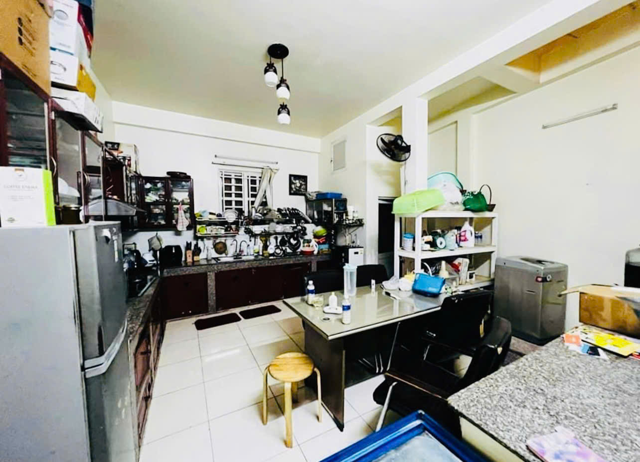 Bán nhà Phan Văn Trị, P.11 ,HXH ,2 tầng , 77m2, 5x15.3m, không QH