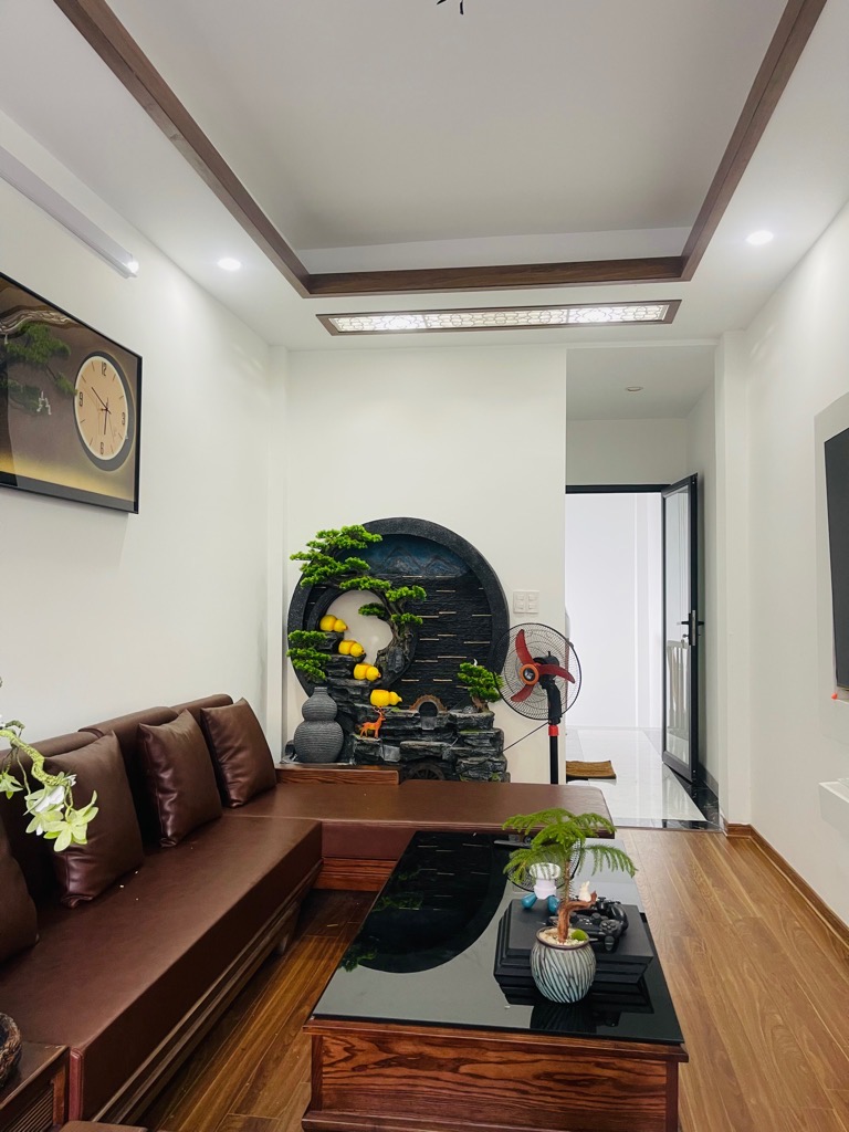 BÁN NHÀ THẠCH BÀN, LONG BIÊN, MỚI, Ô TÔ ĐỖ, 5 TẦNG, 34M2, CHỈ 4.25 TỶ