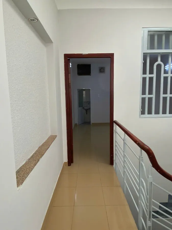 NHÀ 3 TẦNG KẾT CẤU CHẮC CHẮN - CÁCH MT TRƯƠNG CÔNG ĐỊNH 25M - TRUNG TÂM BÀU CÁT SẦM UẤT - HẺM AN NINH YÊN TĨNH - HẺM BA