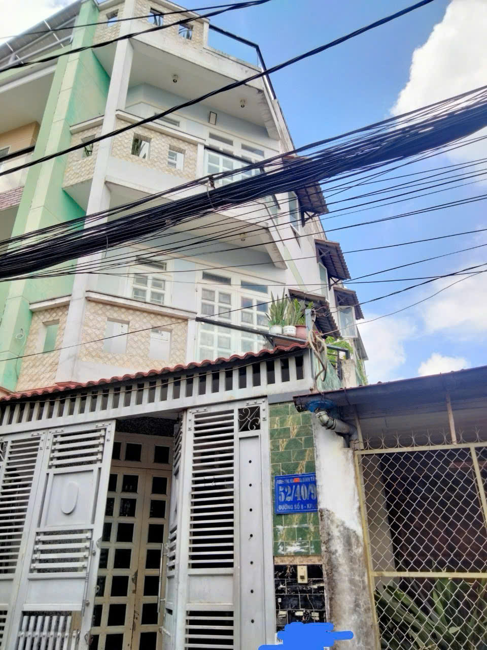 Siêu phẩm , nhà đẹp , giá tốt , hẻm rộng giá hơn 2 tỷ