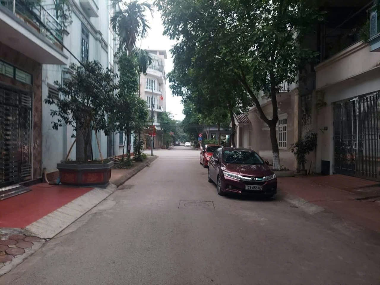 Bán nhà đất K ĐT Trần Hưng Đạo, khung cột chắc chắn công năng thoải mái cho 2 thế hệ sử dụng, sổ đỏ chính chủ, pháp lý