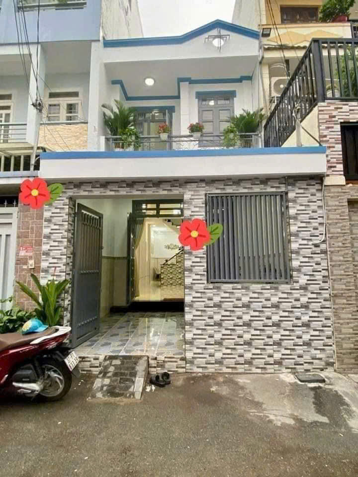 Cắt lỗ gấp căn nhà 1 trệt 1 lầu 5x16 full thổ cư, đường Giồng Lớn Mỹ Hạnh Nam giá 1,15 tỷ còn thương lượng LH 0774946669