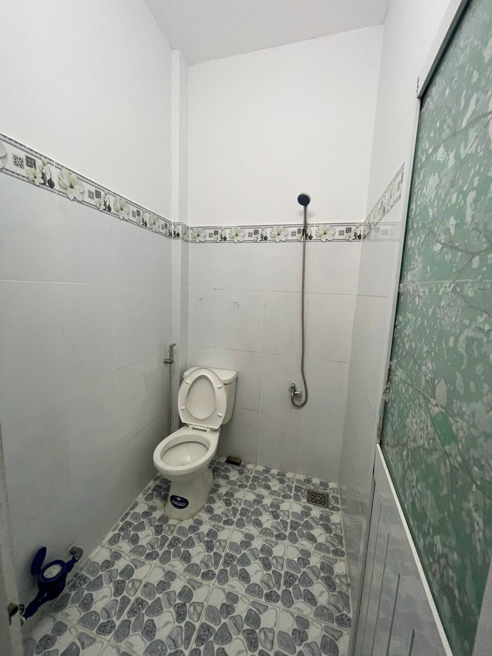 Cắt lỗ gấp dãy trọ 6 phòng khu dân cư Xuyên Á 1,6 tỷ thương lượng LH 0774946669