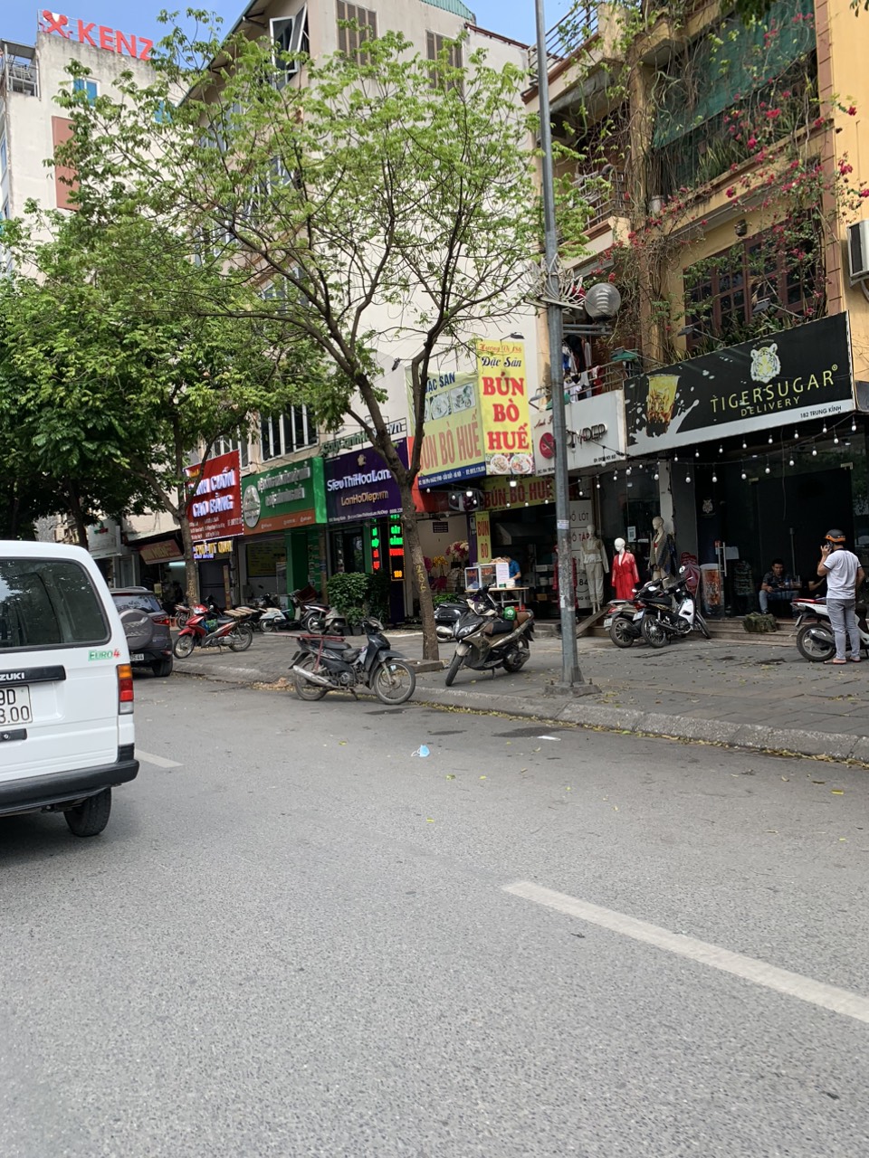 TRUNG KÍNH 45M2 MT3.7 GIÁ 11.8 TỶ , PHÂN LÔ , OTO, THANG MÁY