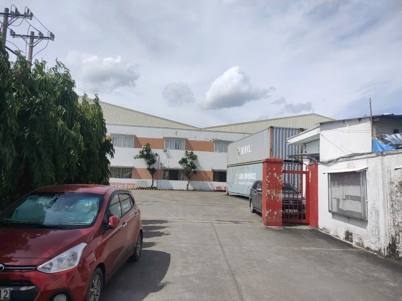 CHO THUÊ NHÀ XƯỞNG KHU THÀNH PHỐ THUẬN AN- BÌNH DƯƠNG Tổng diện tích: 13500m2 Diện tích kho xưởng + văn phòng: