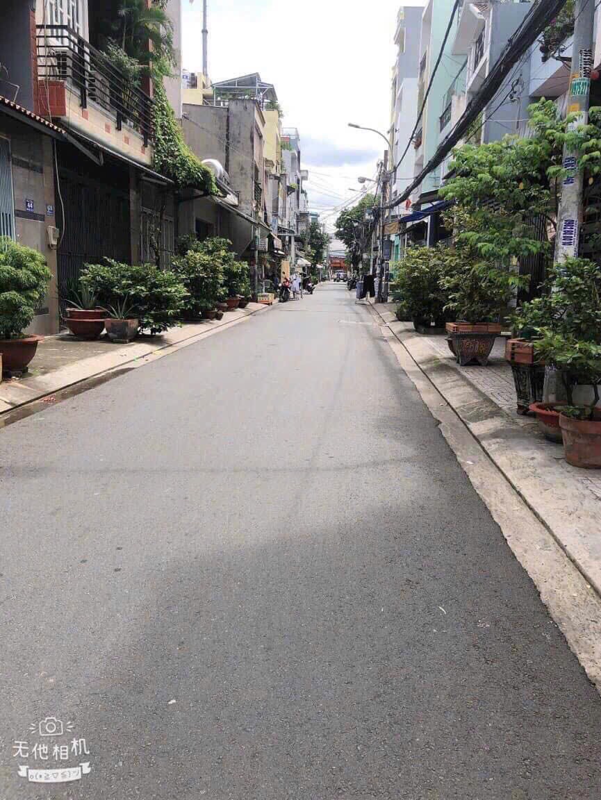 Bán nhà Gò Xoài - Aeon Mail Tân Phú Ô TÔ ĐỖ CỬA-84ĐM2 sử dụng- 2 Tầng chỉ 4.2 tỷ