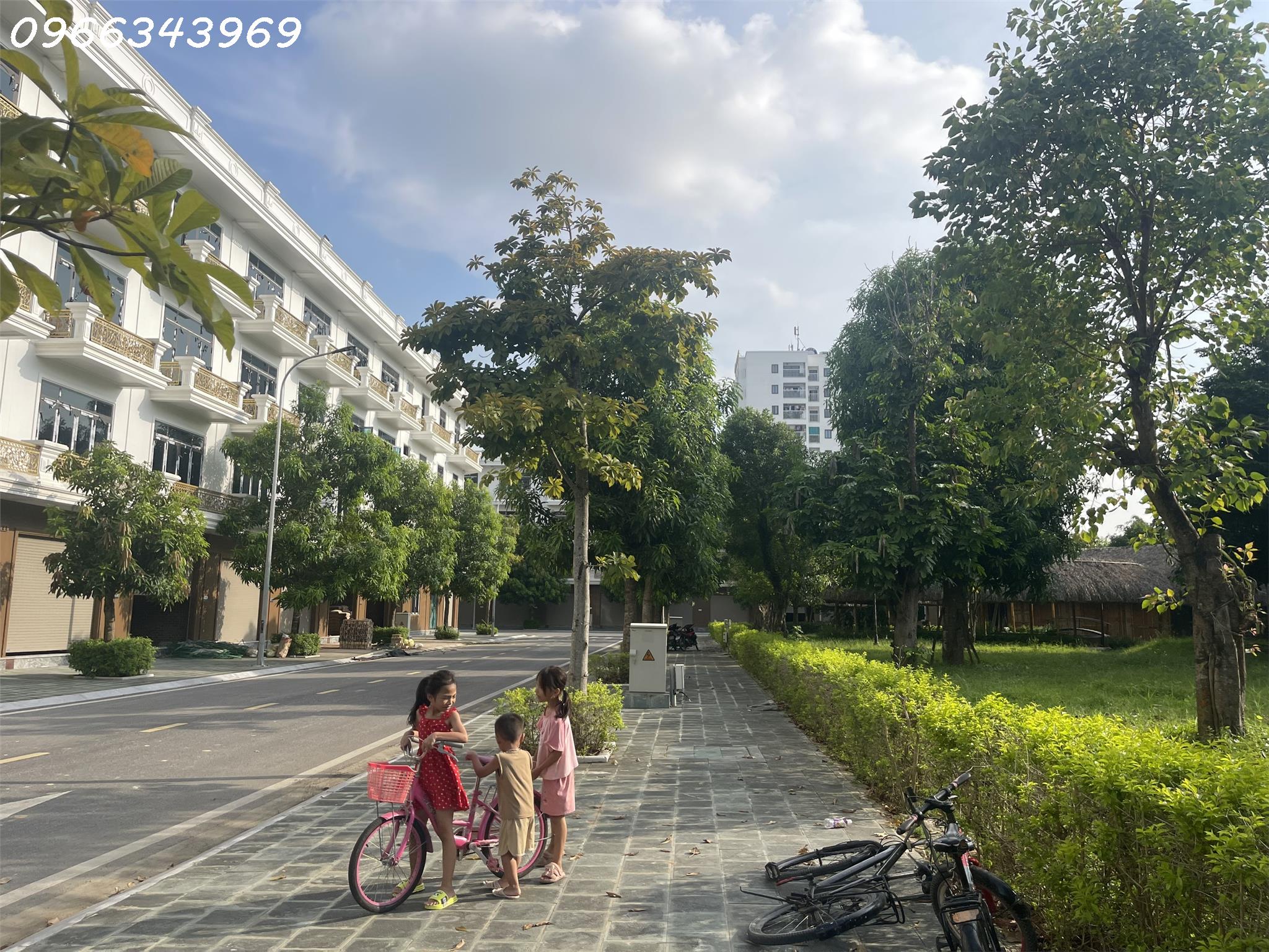 SỔ ĐỎ LIỀN TAY, AN TÂM ĐẦU TƯ TẠI KĐT XUÂN HƯNG. CĐT: 0966 343 969