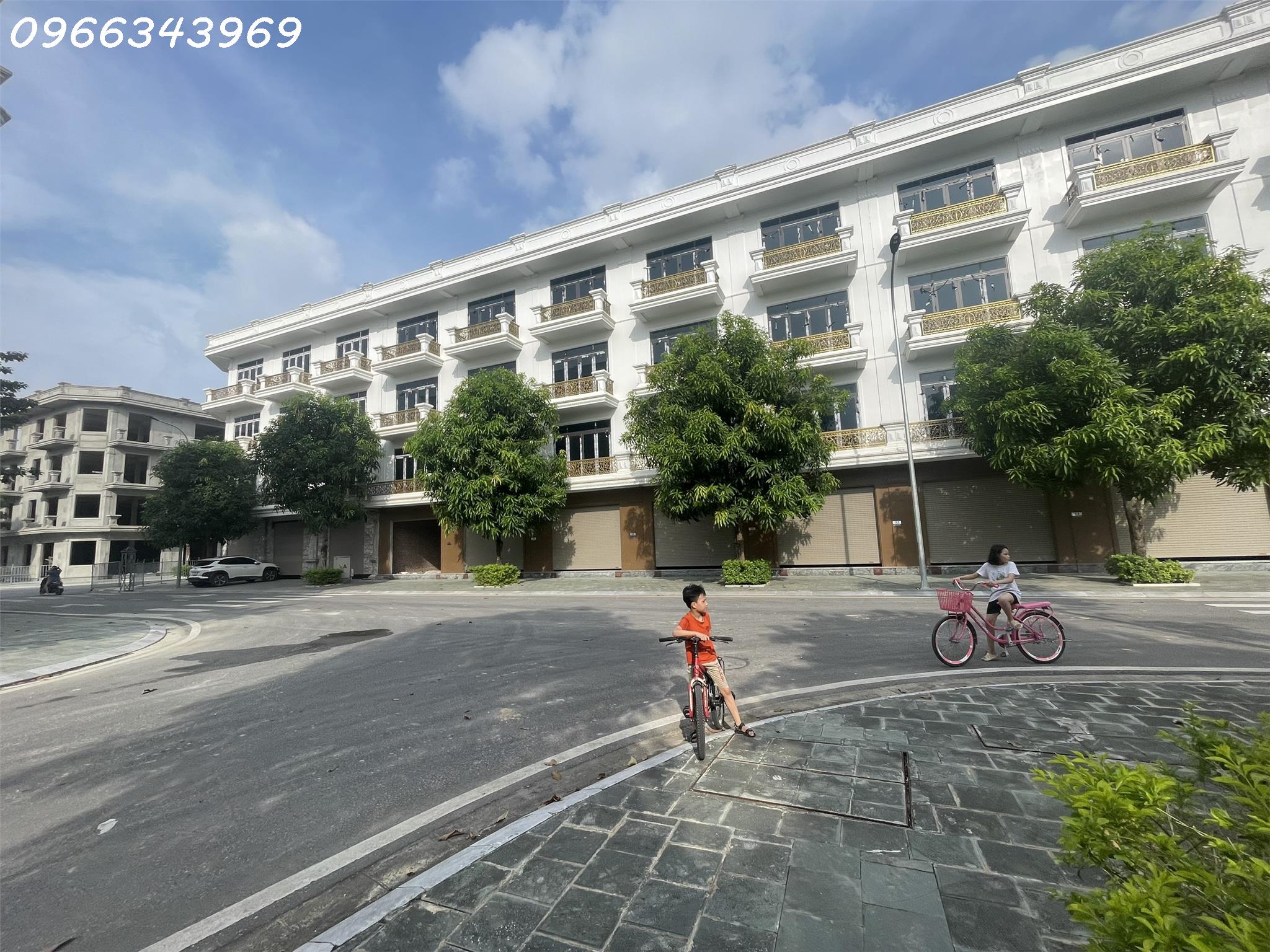 NHÀ PHỐ KĐT XUÂN HỨNG, ĐÁP ỨNG NHU CẦU LÀN SÓNG ĐẦU TƯ MỚI. CĐT: 0966 343 969