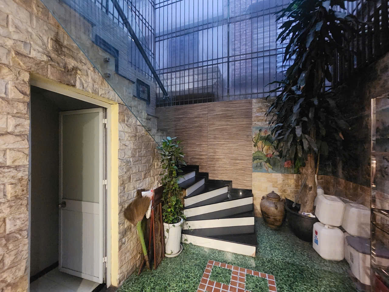 BT Tổng cục 5, Tân Triều- Thanh Trì , 101 m2, 5 tầng, mặt tiền 5m, giá 19,8 tỷ.