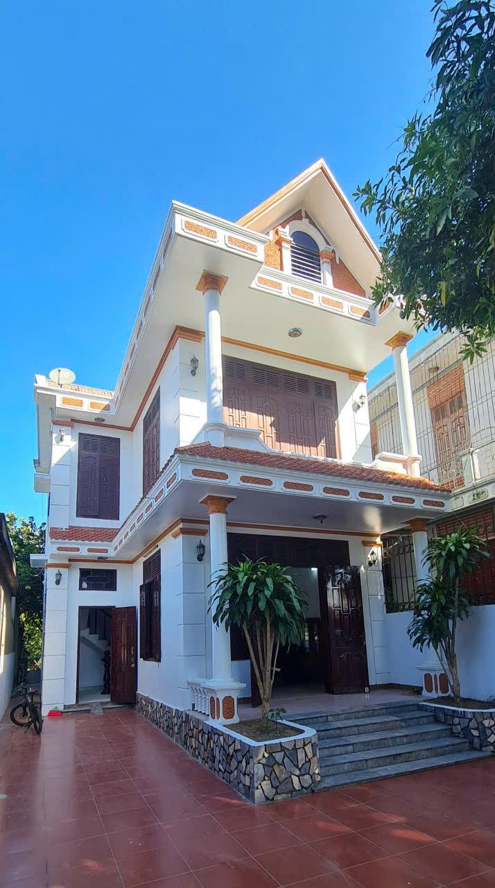 CHÍNH CHỦ CẦN TIỀN BÁN GẤP CĂN NHÀ ĐẸP tại TDP Vạn Thắng 1, P Nguyên Bình- TX Nghi Sơn – Thanh Hóa