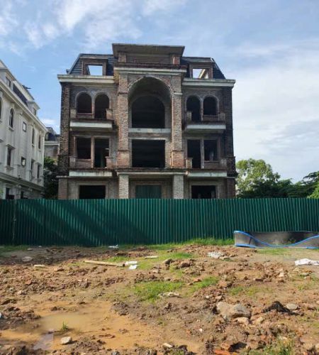 Cho Thuê Biệt Thự Xây Thô Tại KĐT Phú Lương, Hà Đông: DT 240m2. Giá 25 triệu đ/tháng.