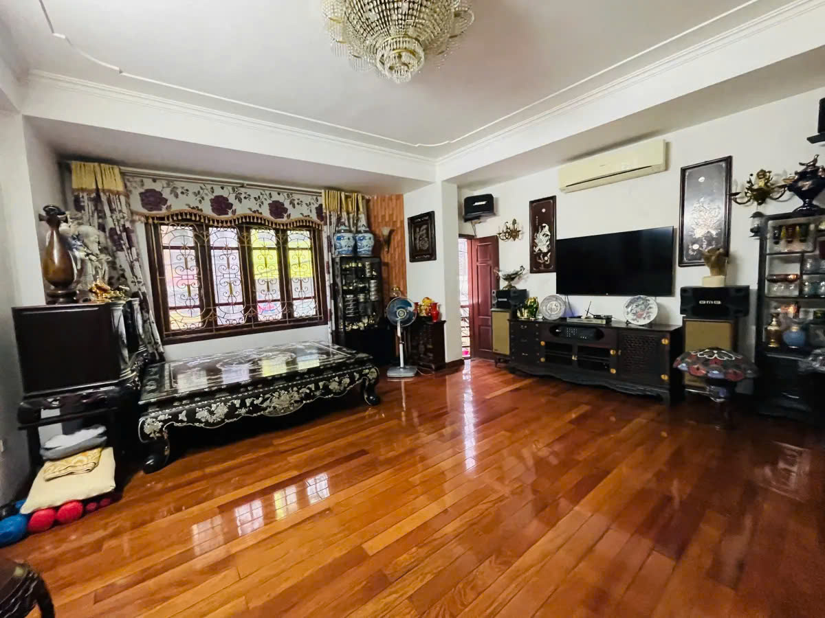 TÔN ĐỨC THẮNG, ĐỐNG ĐA, NHÀ ĐẸP 51M, 8 TẦNG THANG MÁY, LÔ GÓC, KINH DOANH, TẶNG FULL NỘI THẤT TIỀN TỶ GIÁ 15,6 TỶ