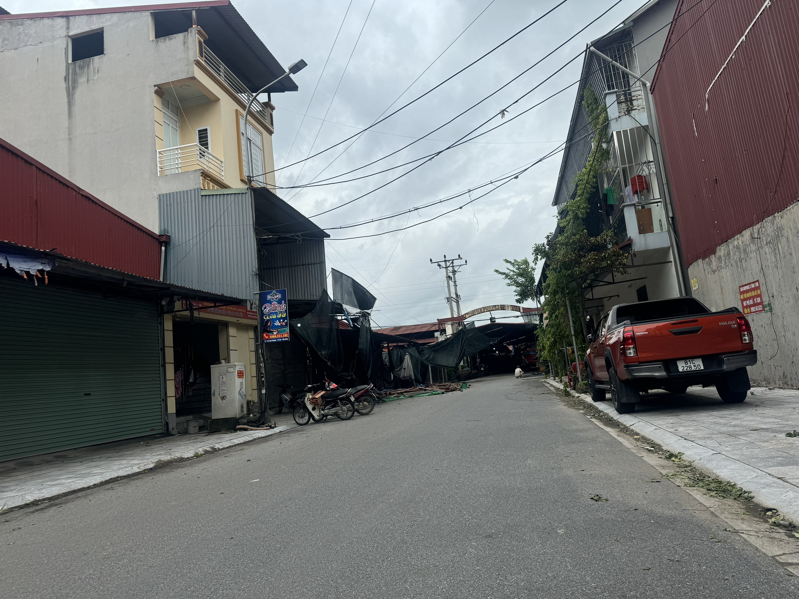 CC EM BÁN NGAY 01 LÔ GÓC TRỤC XƯƠNG CÁ - PHÙ KHÊ - TỪ SƠN - DIỆN TÍCH 90m Mặt Tiền 5m