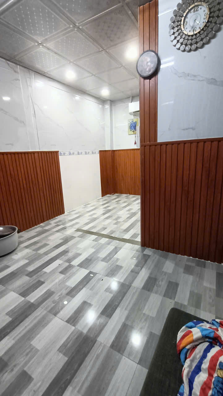 184CHO THUÊ Nhà mới đẹp . Cách 1 căn mặt tiền đường Trần Phú . Cái Khế - Ninh Kiều GIÁ CHỈ: 3,5 triệu/tháng