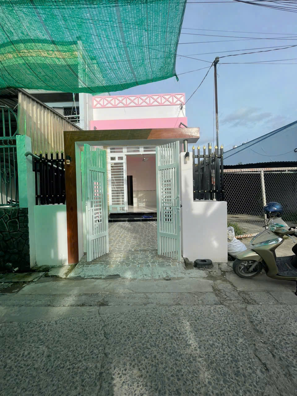 190CHO THUÊ Nhà 2 Phòng ngủ. Hẻm 9 Phạm Ngọc Hưng, gần Lotte Mart, An Hoà, Ninh Kiều . GIÁ CHỈ: 6 triệu/ tháng