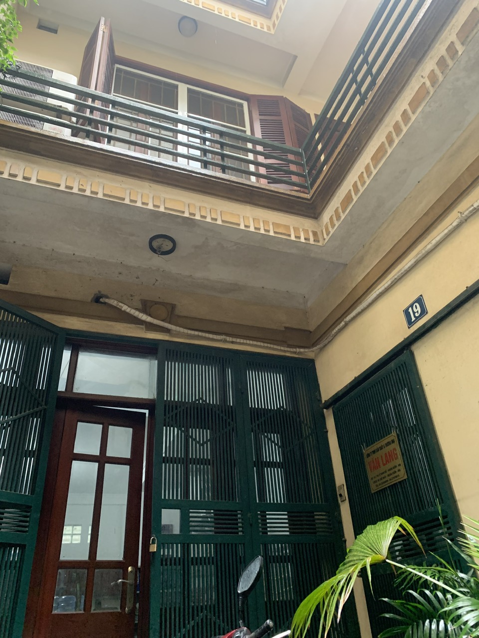 Bán nhà ngõ phố Lý Nam Đế, quận Hoàn Kiếm, Hà Nội