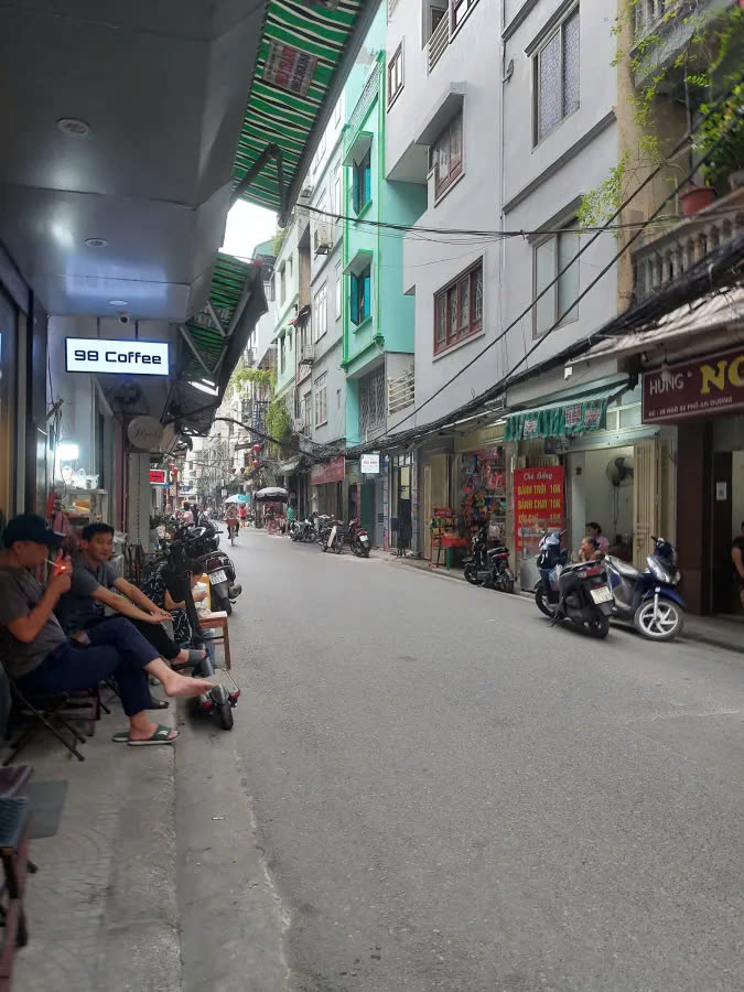 BÁN NHÀ AN DƯƠNG, TÂY HỒ. 68M 3 TẦNG MT 4M – NHÀ VỊ TRÍ ĐẸP- TRƯỚC NHÀ SH QUAY ĐẦU- CÁCH MẶT NGÕ RA OTO