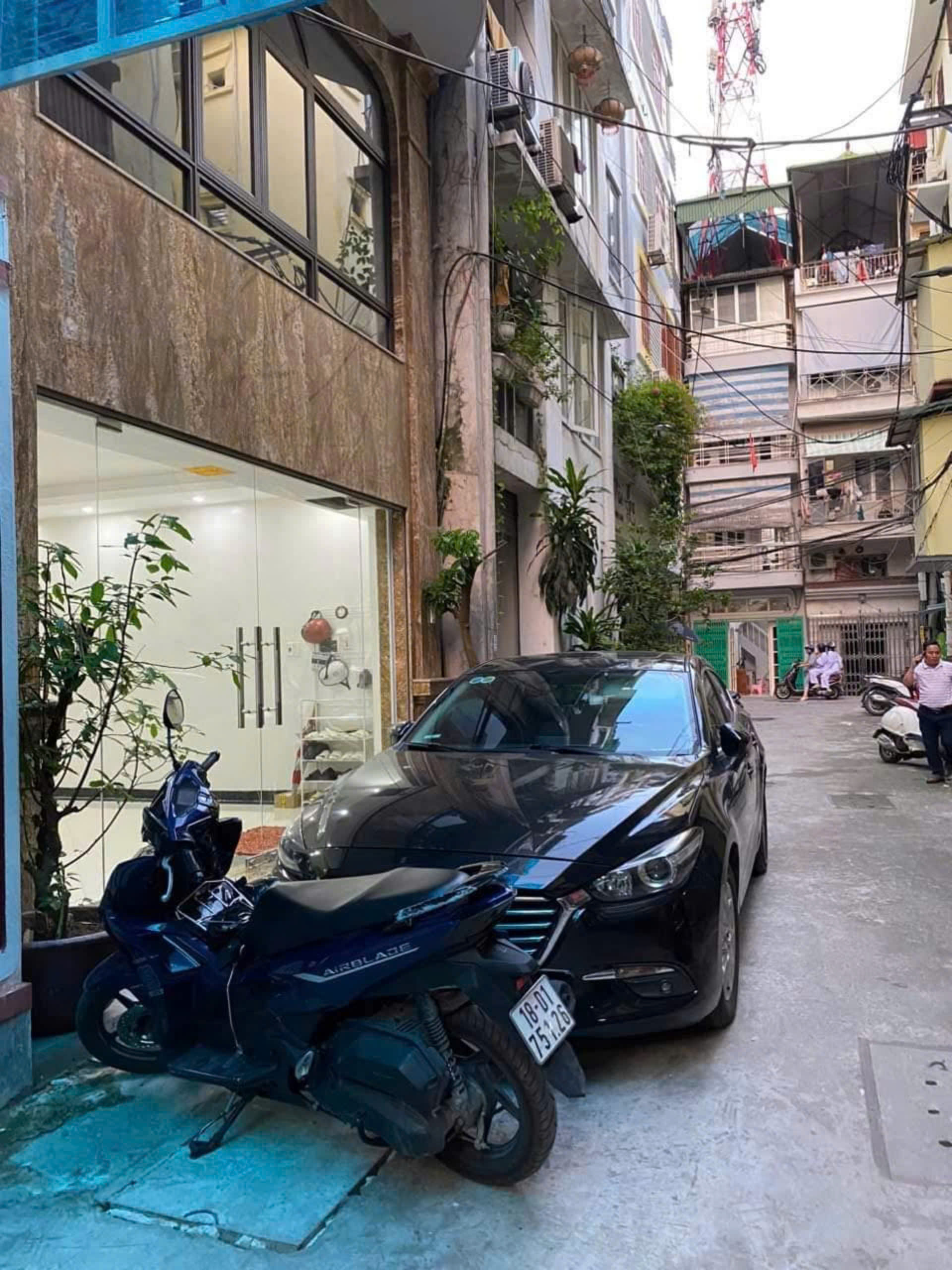 Nhà phố Thái Hà, Ngõ kinh doanh, ô tô chạy quanh nhà, 6t thang máy, mt 6m, nhỉnh 12 tỷ