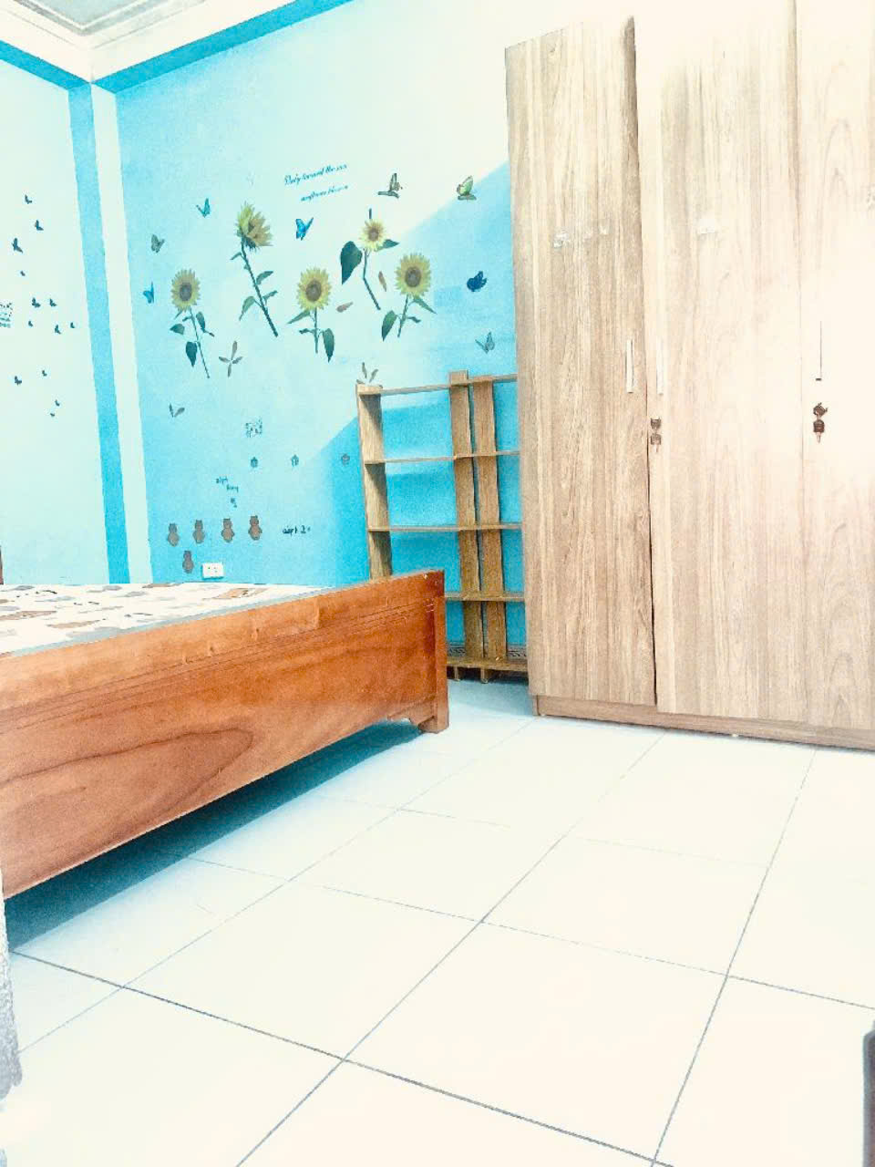 Nhà Phú Đô 35m2 ,4T dân xây,nở hậu , ngõ ba gác , dòng tiền 20tr giá 5tỷ 650