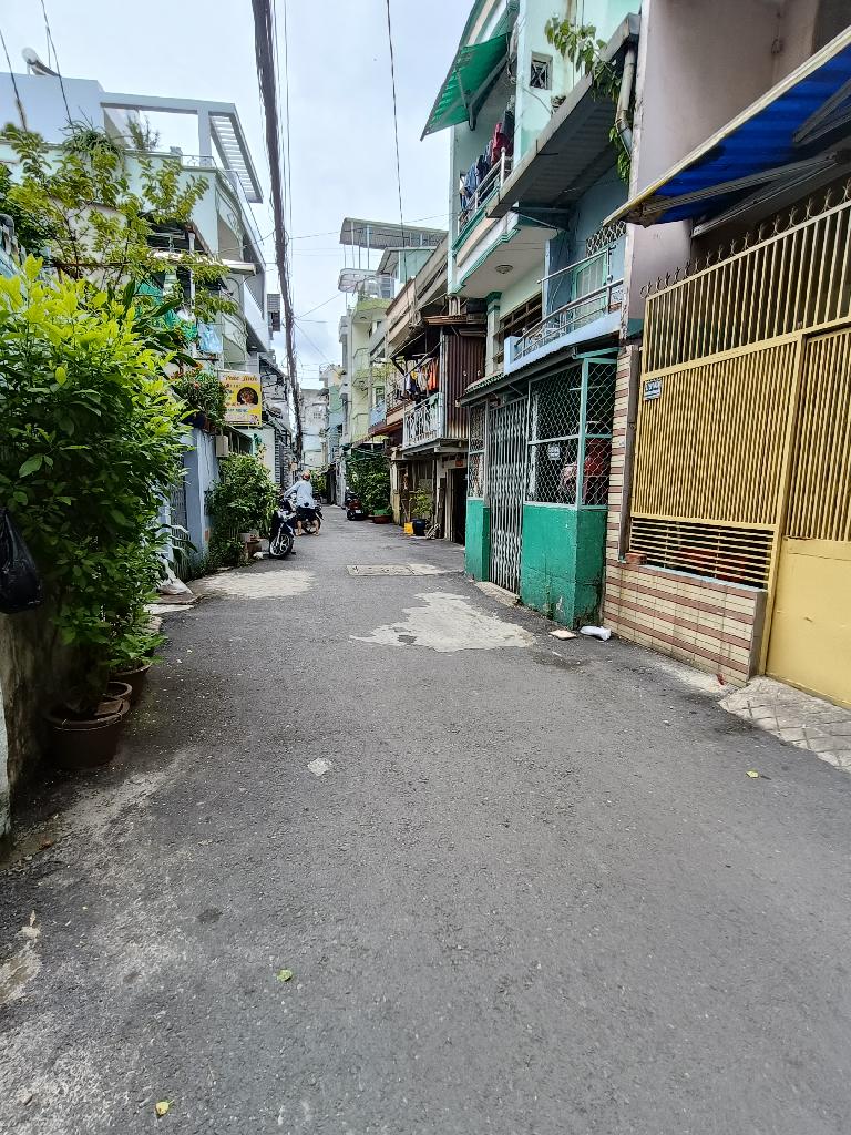 Bán Nhà Mai Xuân Thưởng, Phường 6, Quận 6. DT 36m2 x 5 tầng (3.2 x 11.2). Giá 6.05 tỷ TL