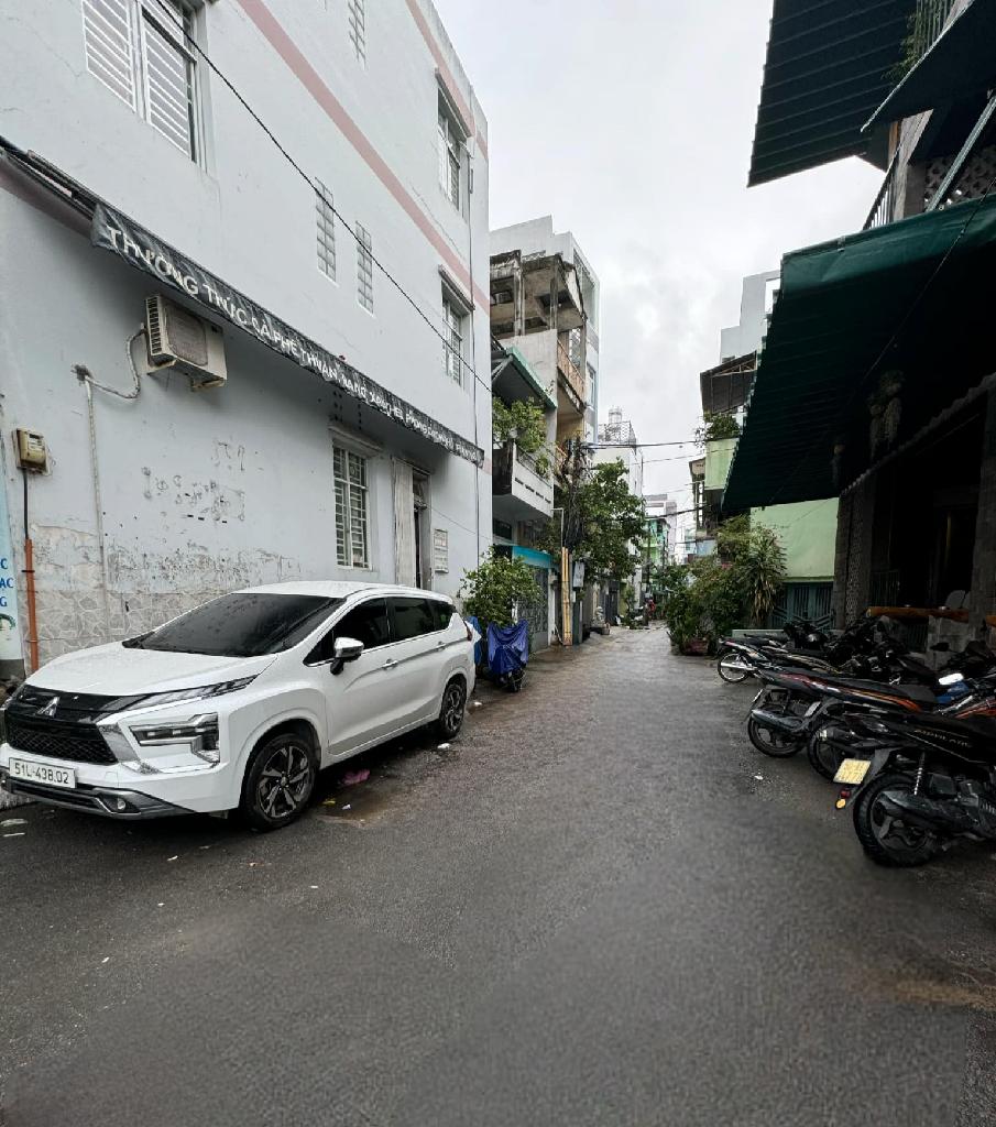 Bán Nhà HXH Phạm Văn Chí, Phường 8, Quận 6. DT 44m2 x 3 tầng (4 x 11). Giá 6.75 tỷ TL.