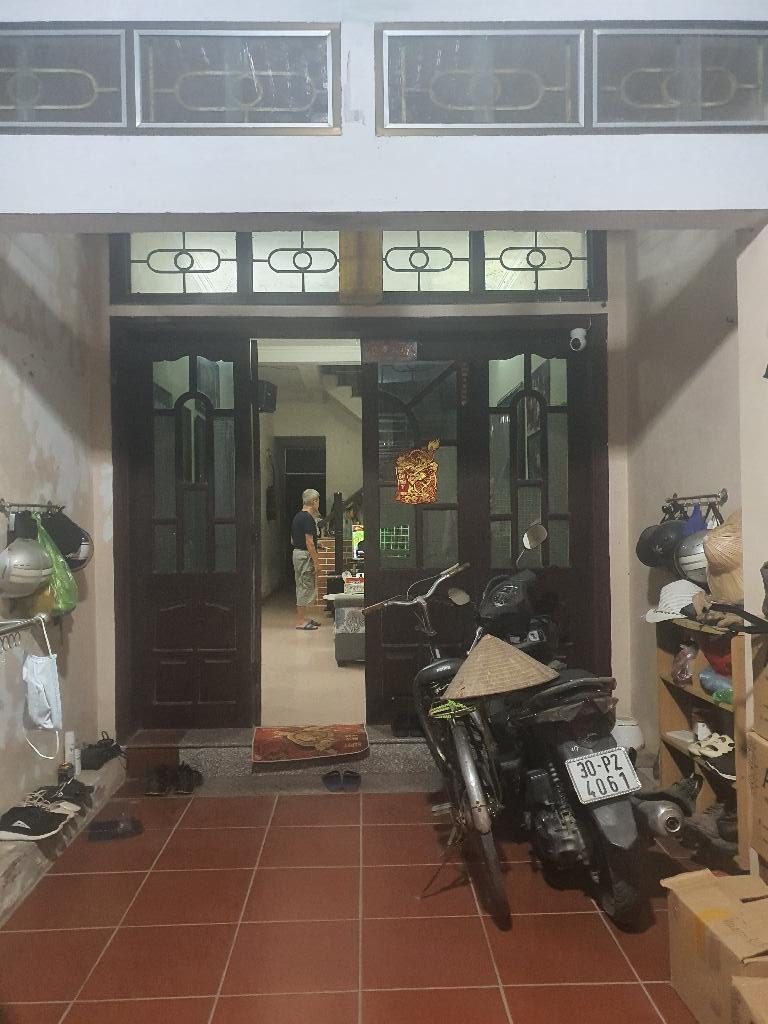 Bán nhà 3T Uy Nỗ 95m sân thoáng, đường oto tải thông giá nhỉnh 4 tỷ TL. LH: 0936123469