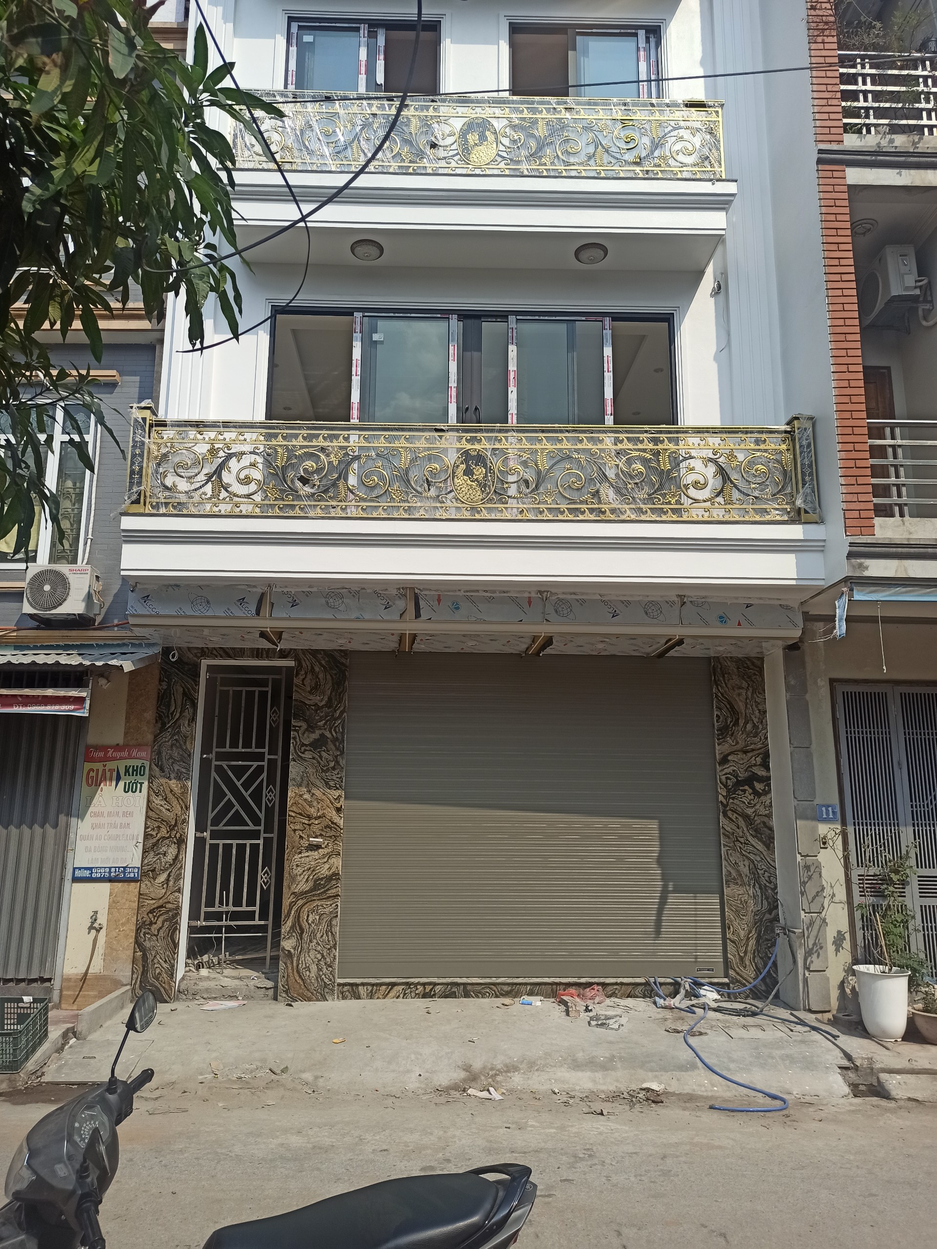 Bán nhà Cho Thuê 13 phòng, 7 TẦNG THANG MÁY, Ô TÔ ĐỖ CỬA, DÒNG TIỀN GẦN 600tr/năm Trịnh Văn Bô