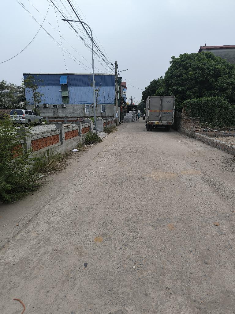 Bán đất Khê Nữ, Nguyên Khê. 62m x 4m, view hồ, công viên, oto tránh thông, giá 5 tỷ có TL. LH: 0936123469