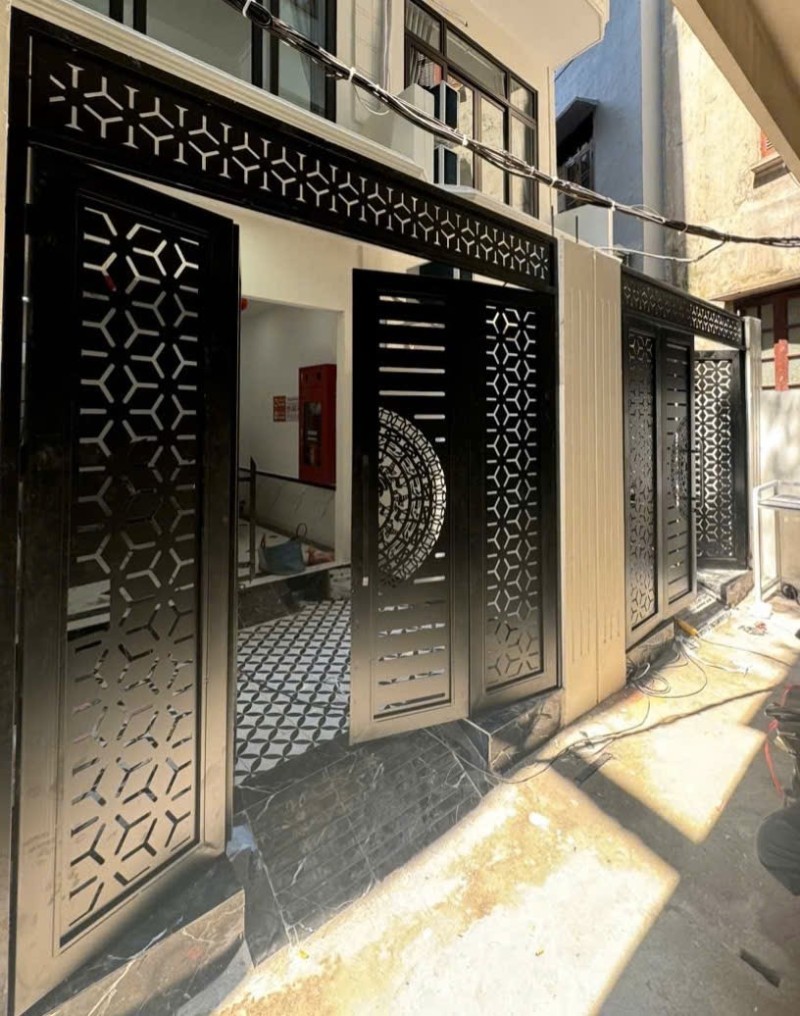 Nhà Cầu Giấy, Cầu Giấy. 55m2; 6 tầng; MT 3.8m; 10PKK; Giá 9.5 tỷ 10 PHÒNG KHÉP KÍN FULL ĐỒ - DOANH THU 50TR/THÁNG - LÔ GÓC