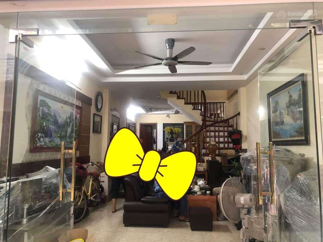 Chính Chủ Cần Bán Gấp Căn Nhà Phân Lô Trung Kính Mạc Thái Tổ, Yên Hòa, Cầu Giấy, Diện tích 50/55 m2 xây 5,5 tầng giá 22 tỷ