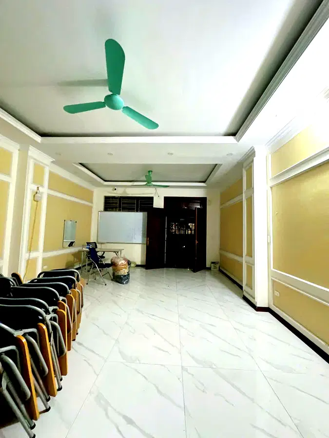 Phố Tây Sơn, Đống Đa, 65m, 5 tầng, MT5.1m, giá 9.4 Tỷ, Ô Tô đỗ cửa , Vài Bước Ra Phố, SĐCC.