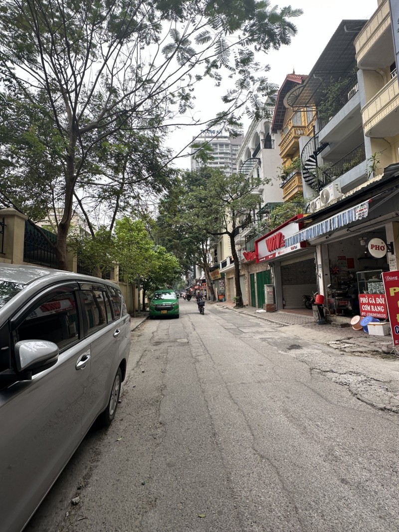 Nhà Phùng Chí Kiên, Cầu Giấy. 74m2; 4 tầng; MT 9m; Giá 27.5 tỷ MẶT PHỐ - LÔ GÓC - VỈA HÈ - KINH DOANH