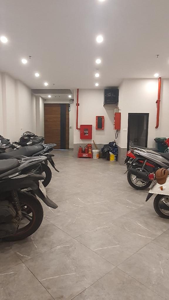 NHÀ NGỌC LÂM 115M, 7 TẦNG THANG MÁY, 18 PHÒNG CHO THUÊ, NGÕ THÔNG, Ô TÔ VÀO NHÀ, DÒNG TIỀN 120TR/TH