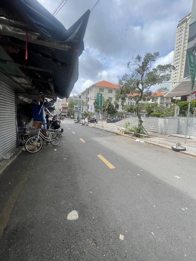 HÀNG HIẾM - CÁCH 2 CĂN RA MẶT TIỀN NHẬT TẢO - ĐI HẺM 777 3/2 HẺM LỚN - VỊ TRÍ KINH DOANH ĐỈNH - 32.4m2 - 3 TẦNG CHỦ