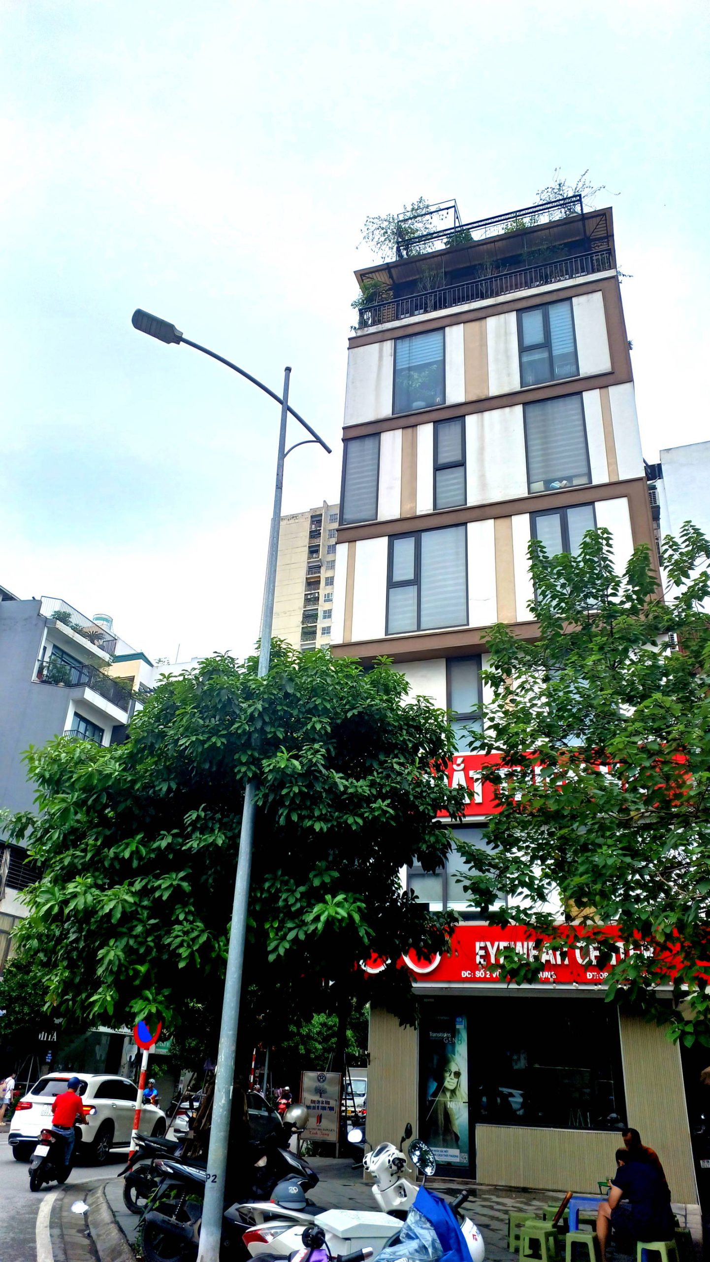 Cần bán nhà gấp để định cư NN, Vũ Trọng Phụng, Thanh Xuân, DT 62m2 , 5 tầng, MT 4,3m, Giá T. Lượng 12,5tỷ.