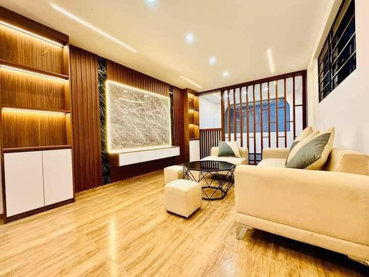 Nhà Lê Văn Thịnh ,HXH, 55m2, ,3 tầng , 3PN , PL chuẩn