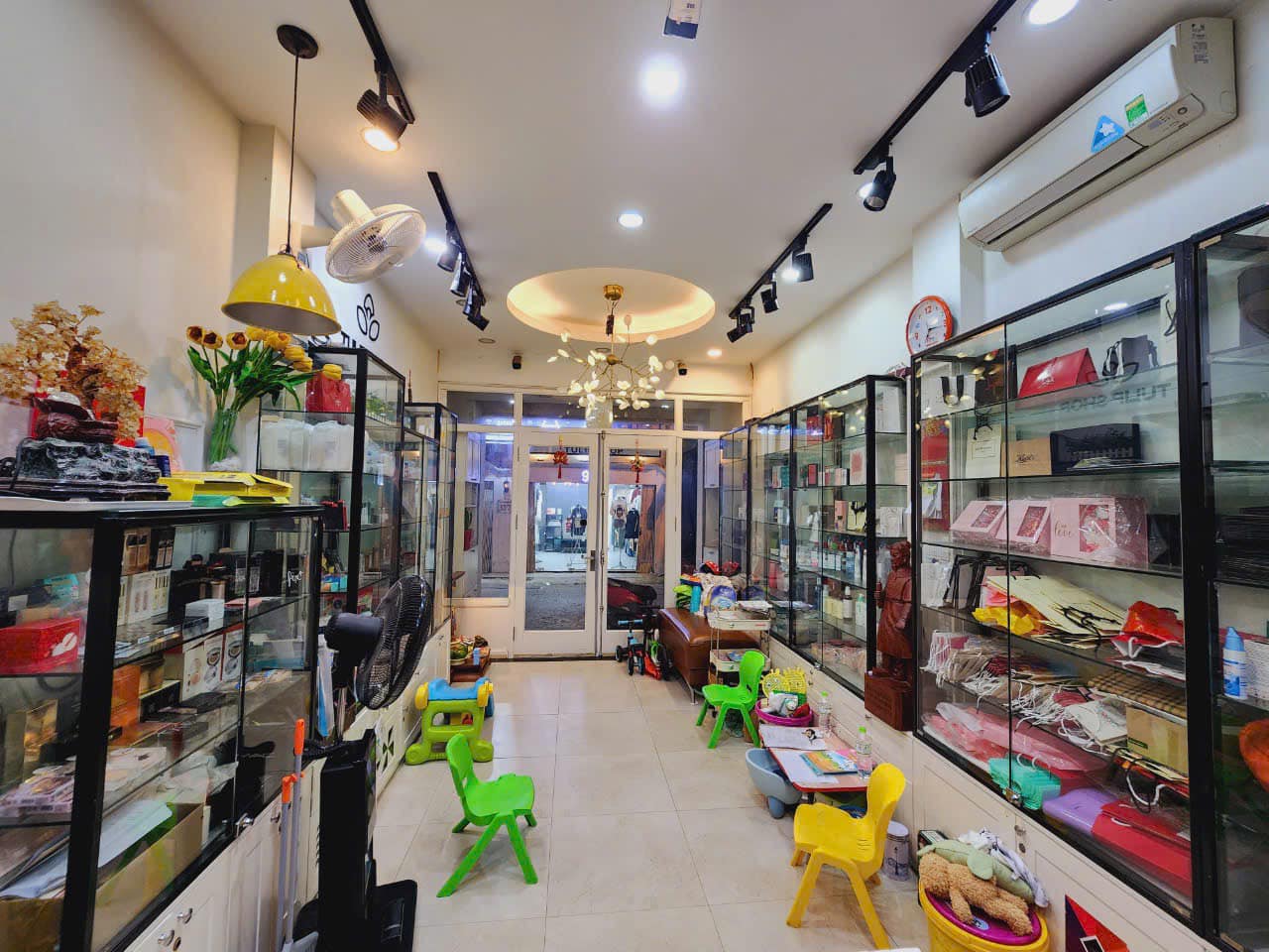 ⚜️ Bán nhà VIP Mặt Phố Đông Các 32M2 5MT 3.6M, Chỉ 13 Tỷ Đống Đa Kinh Doanh Vỉa Hè, Vị Trí Đắc địa⚜️