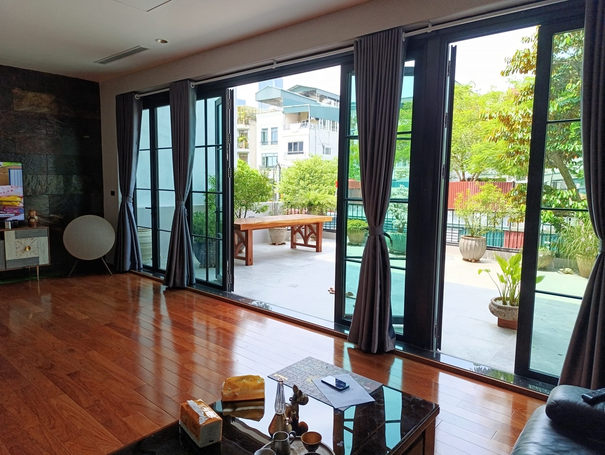 Biệt Thự phố Đội Cấn. Ô tô tránh dừng đỗ, Kinh Doanh đỉnh, Văn phòng. Dt 139m*3t, mt 8m, 42 tỷ