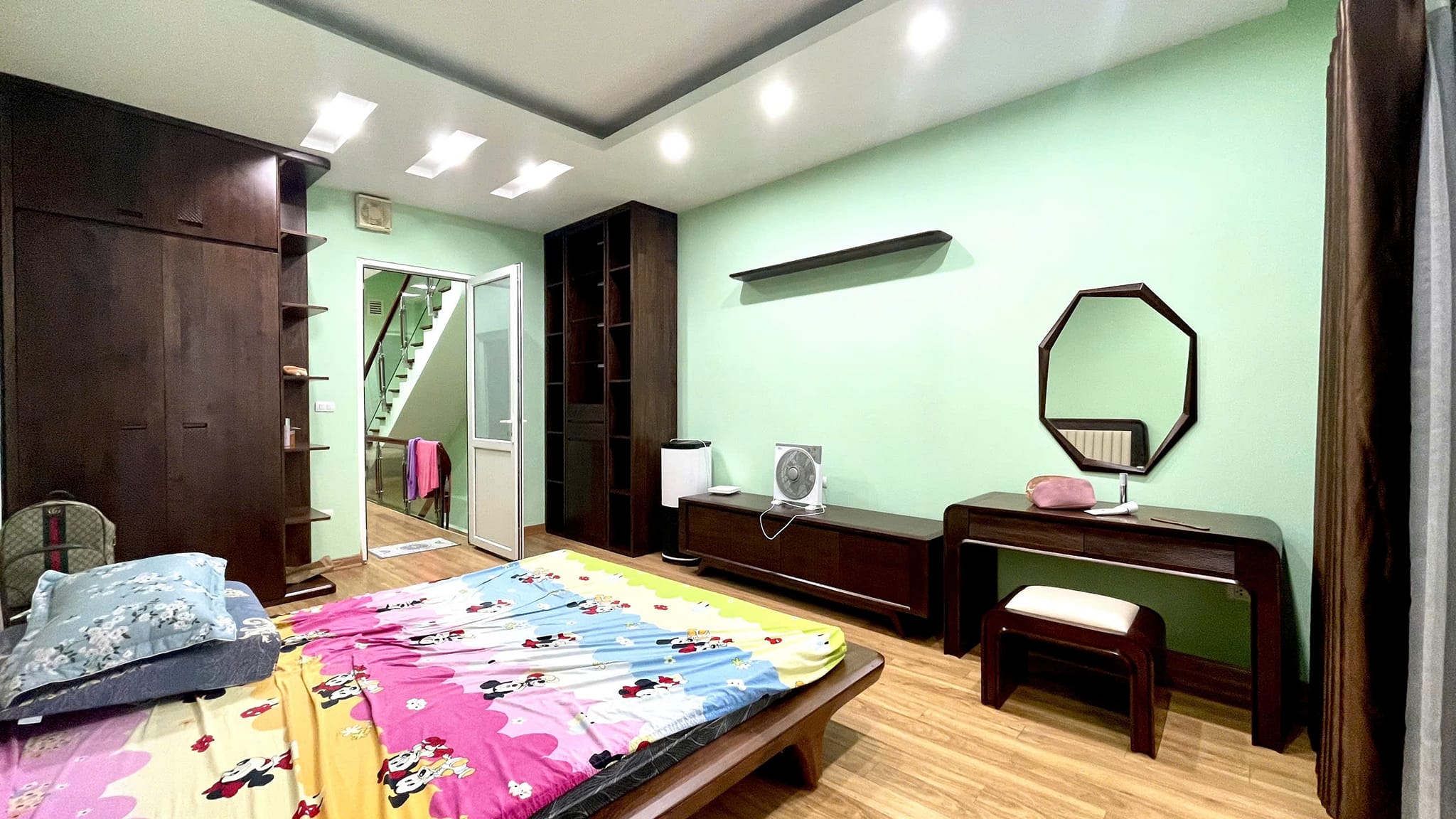 Nhà Đẹp Phân Lô Oto - Phùng Chí Kiên - Cầu Giấy 65m2, 5 Tầng Giá 20 tỷ