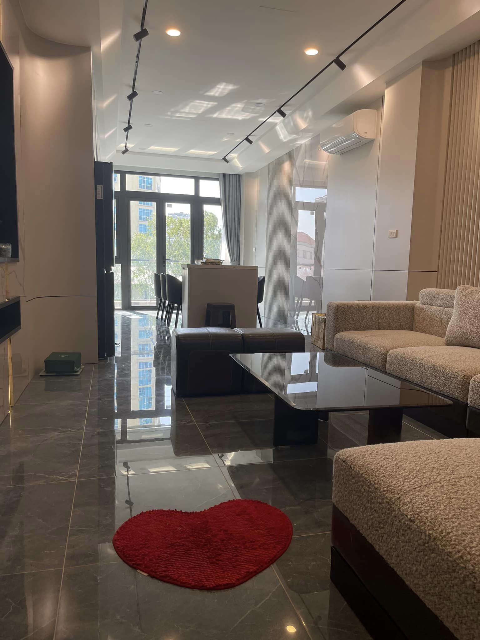 Bán Nhà Mặt Phố Trần Duy Hưng 98m2 8 tầng, Mt 4,5m, Giá 41 tỷ