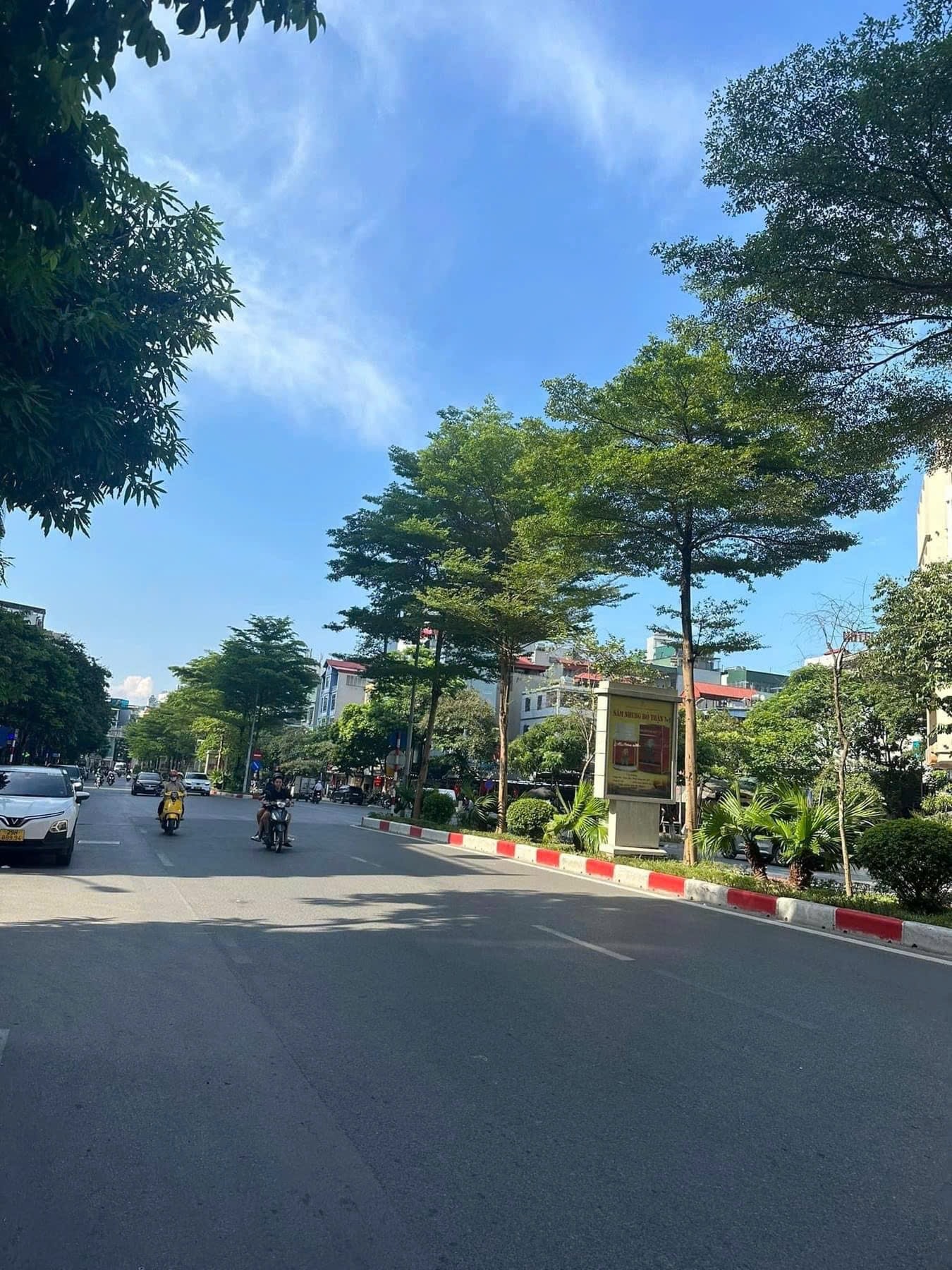 Mặt phố vip Cầu Giấy - Trần Thái Tông 100m x 10 tầng mặt tiền 7.5m 75 tỷ 0986073333