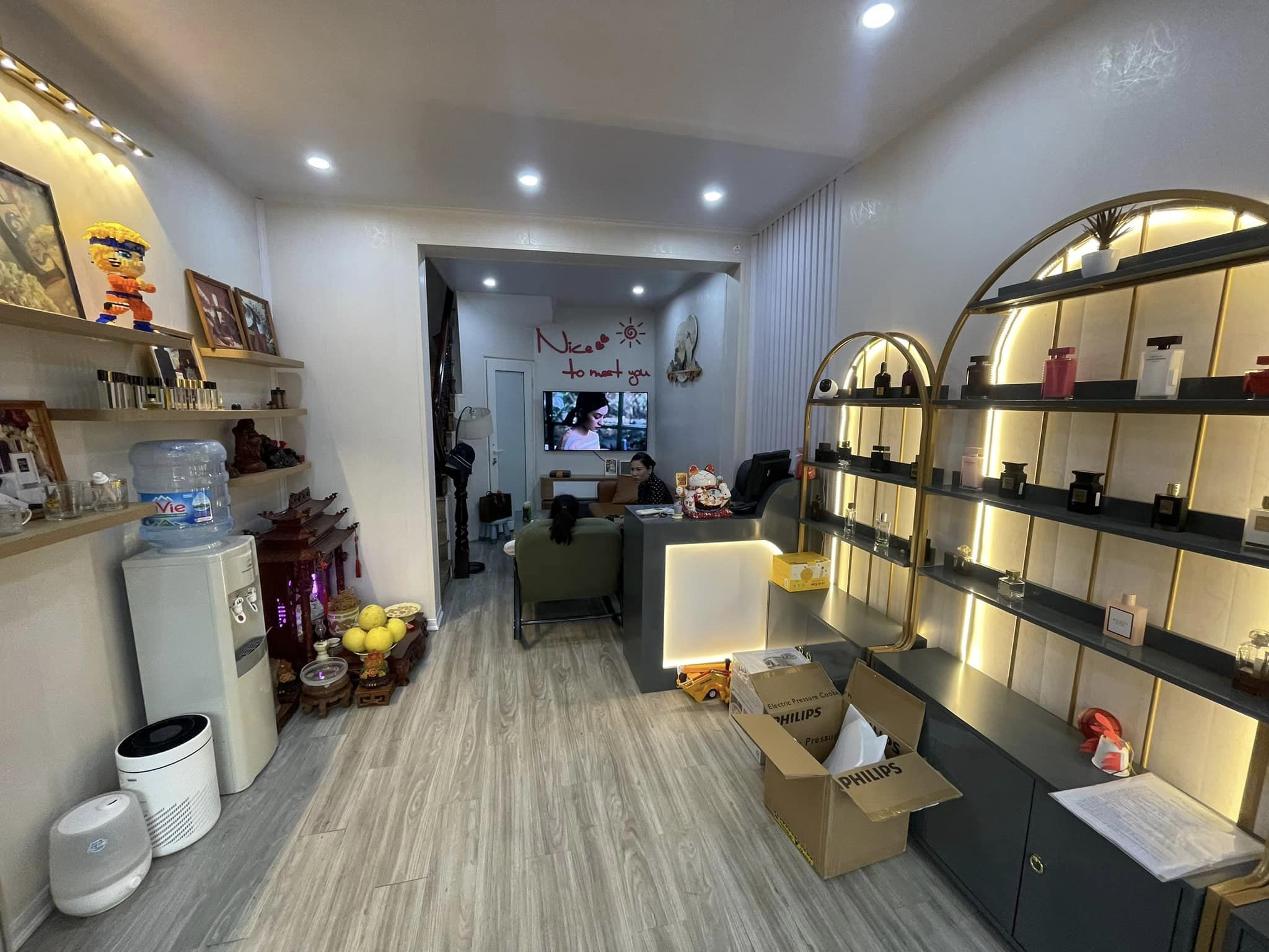 Bán Nhà Oto Kinh DoanhThái Hà - Đống Đa 25m2,5 Tầng, Giá 9.6 tỷ