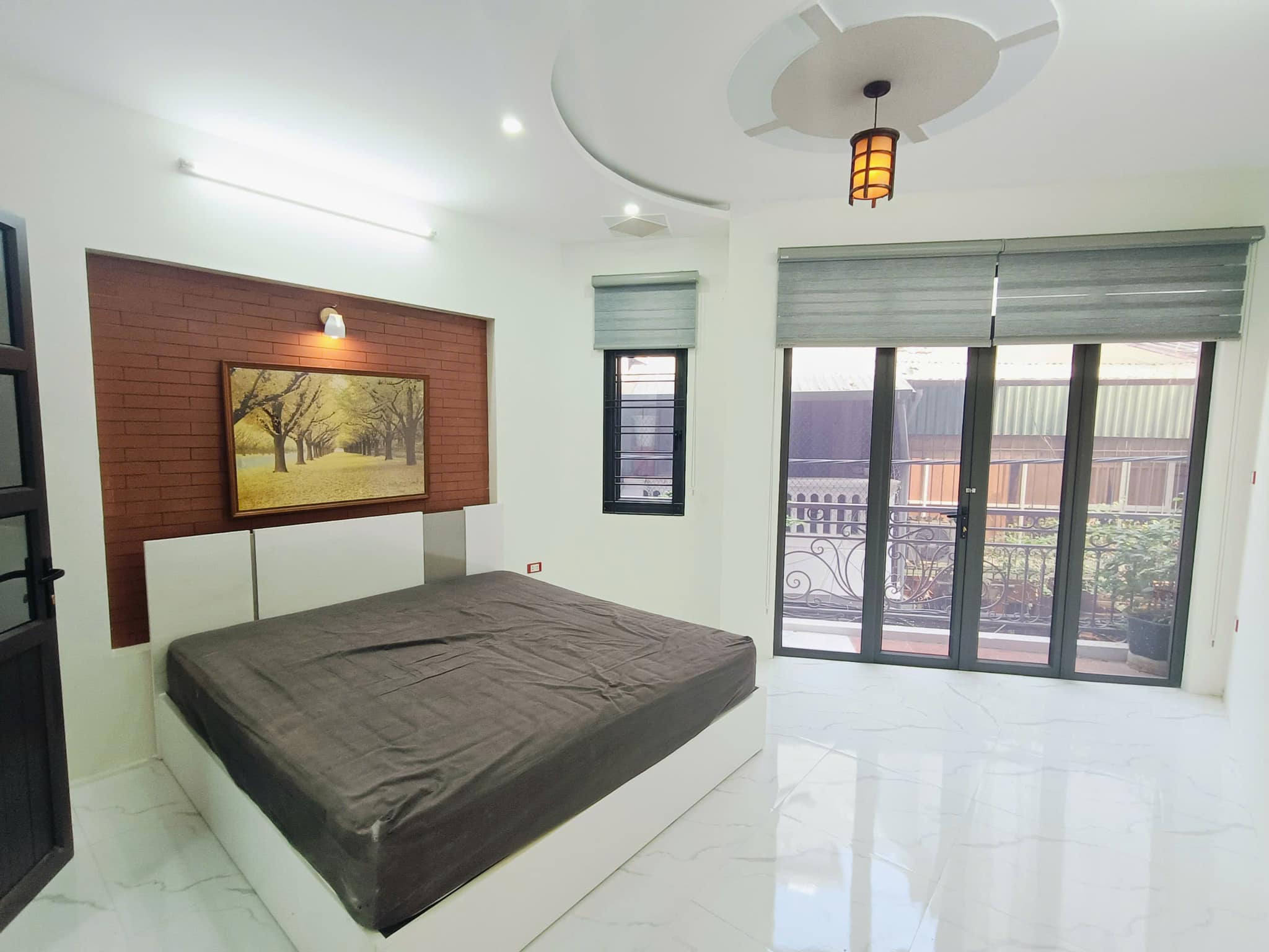 Hiếm! Bán nhà Yên Lạc 43m2 x 4 tầng, mặt tiền 4.4m, giá nhỉnh 8 tỉ, ô tô, ngõ thông, kinh doanh online