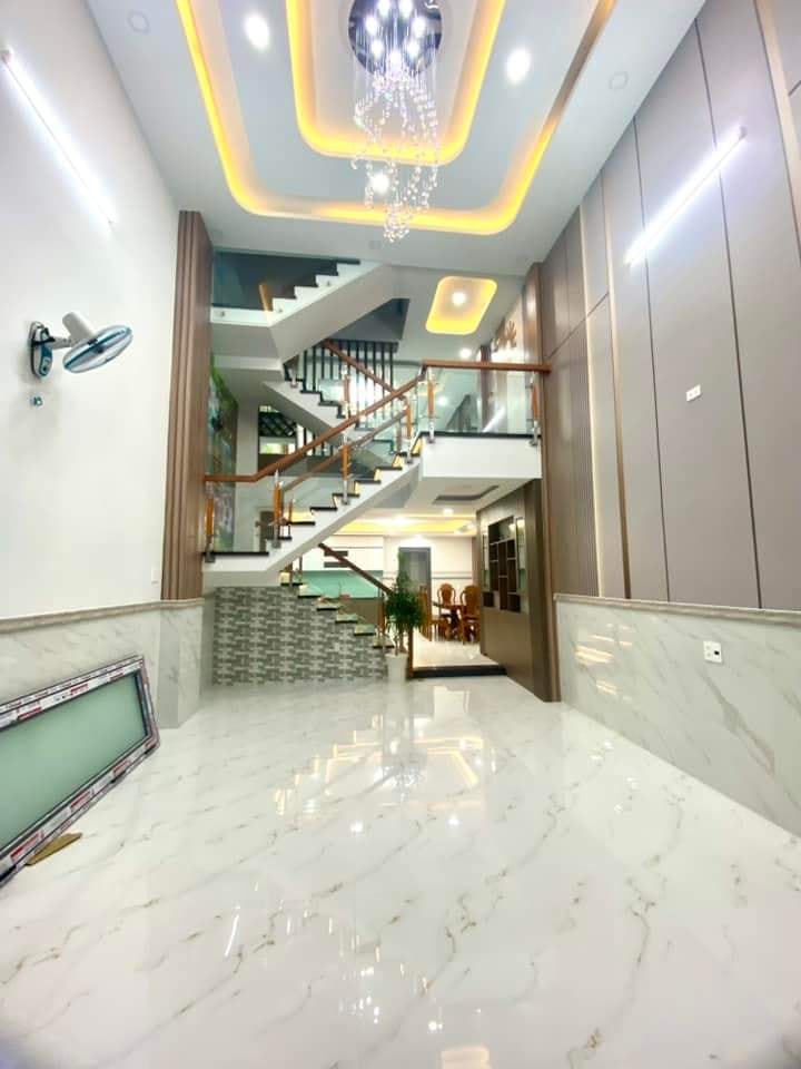 BÁN NHANH BIỆT THỰ 3 TẦNG MÁI THÁI 80M2, 6X16 CHỈ 5.5 TỶ TL. TIẾT KẾ SANG TRỌNG, MẶT TIỀN NHÁNH THỚI TAM THÔN, GẦN CHỢ