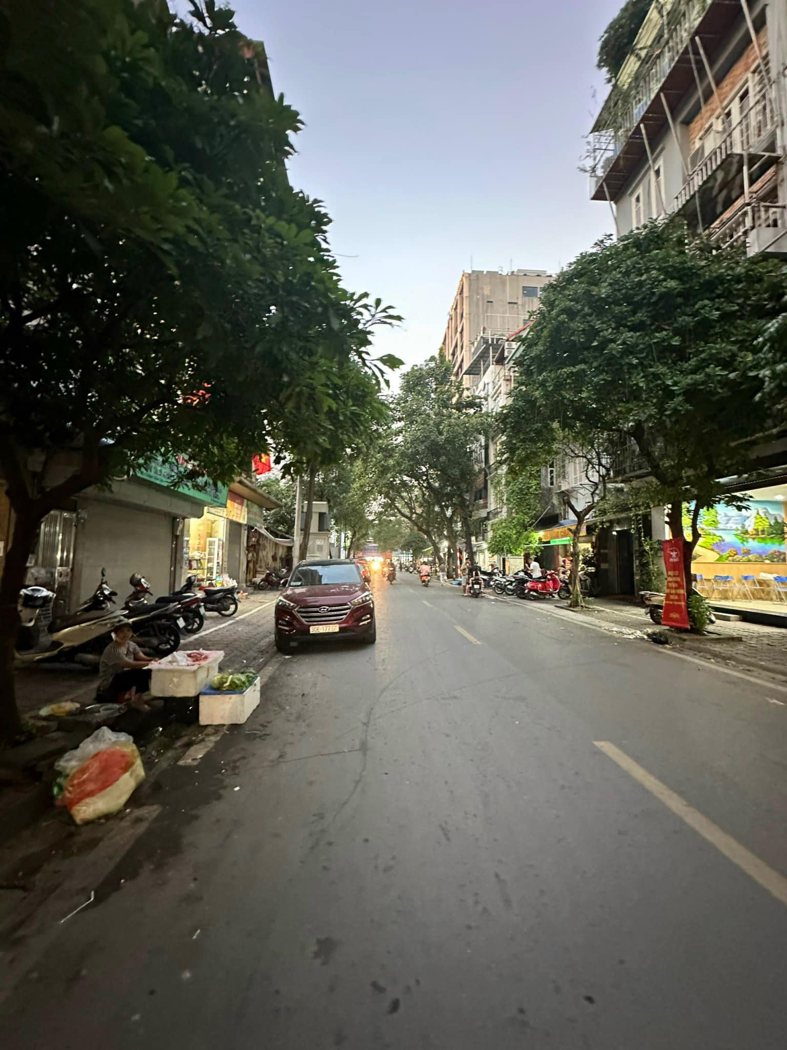 ✳️Mặt Phố Đặng Trần Côn 18M2 5T MT 3 M, Chỉ 7.7 Tỷ Mặt Phố Kinh Doanh Sầm Uất Ô Tô Đỗ Cửa Ngày Đêm ✳️