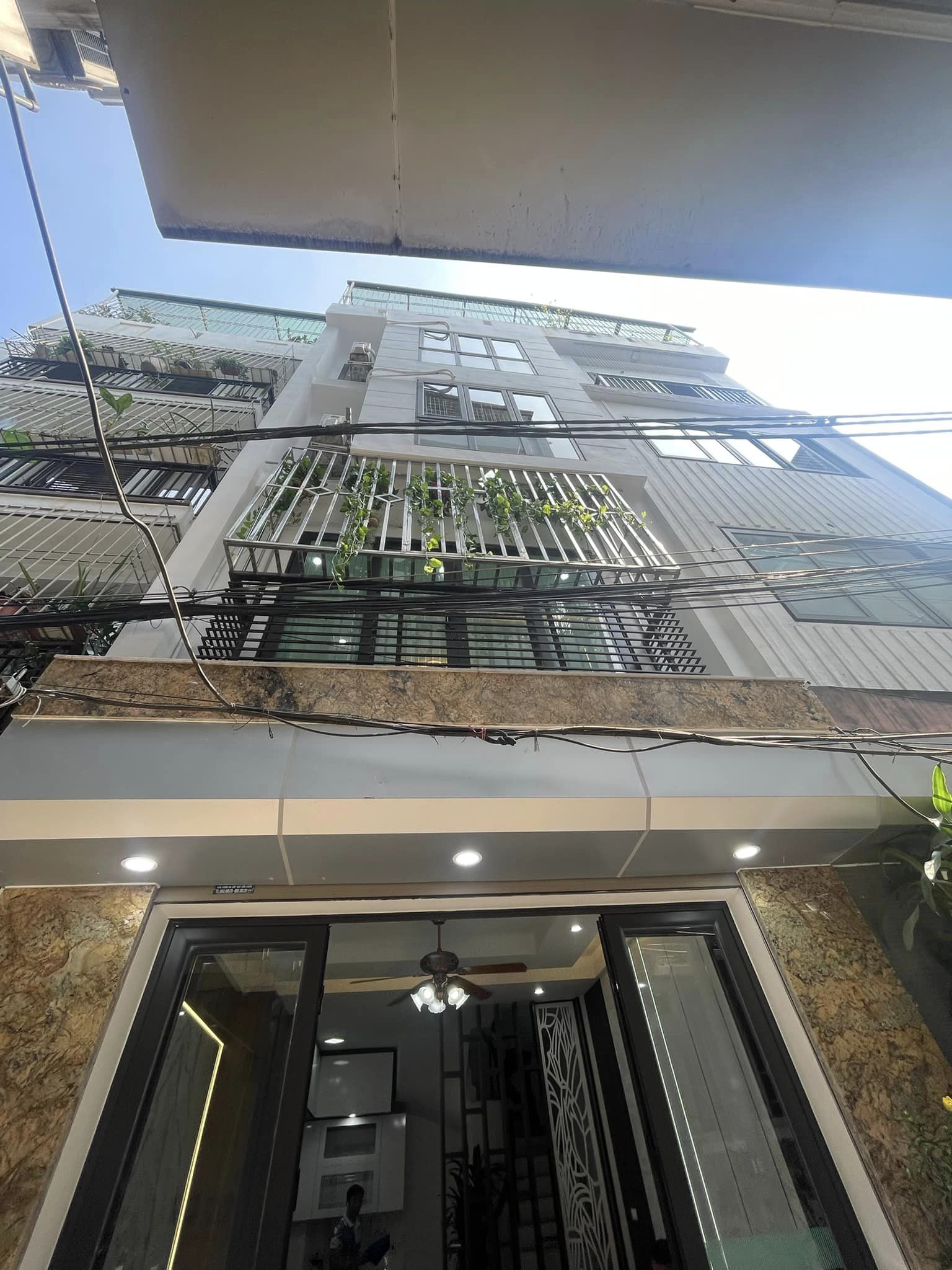 SIÊU PHẨM NHÀ PHỐ GIÁP NHỊ 35m x 5 TẦNG, MT 4M, NGÕ THÔNG, Ô TÔ GIÁ CHỈ 7,95TỶ