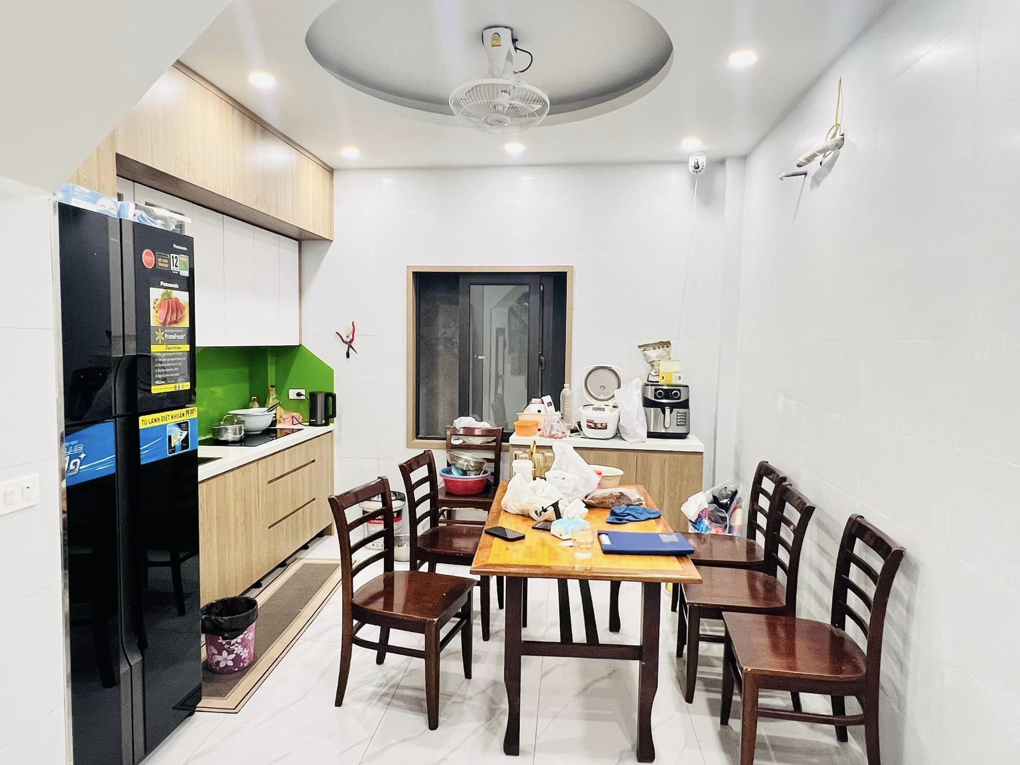 Bán  Nhà Oto Kinh Doanh Trần Thái Tông Cầu Giấy 40m2, 5 Tầng, Giá 13.5 tỷ