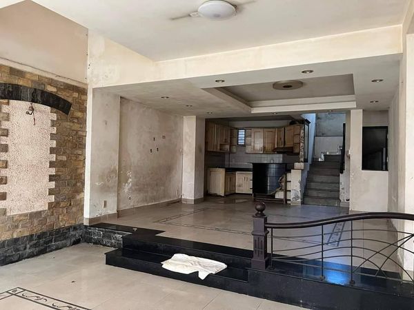 Đường Tôn Thất Thuyết Phường 3 Quận 4.