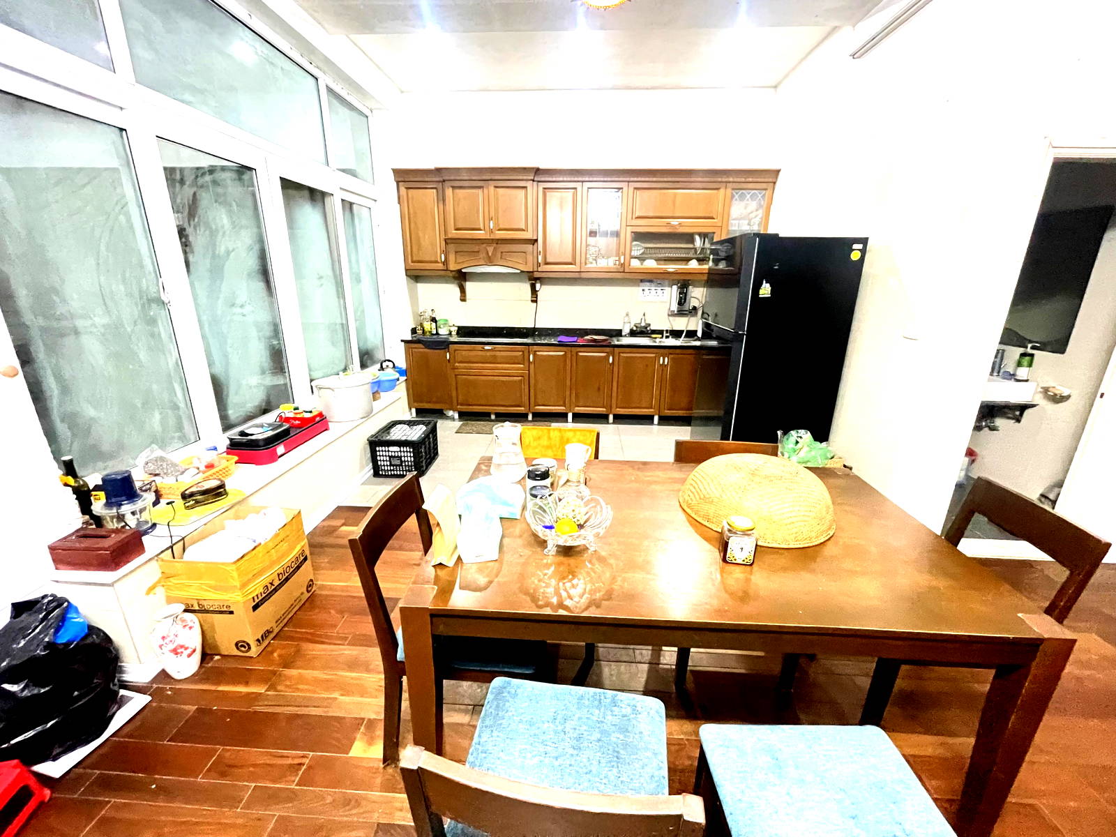 Bán Nhà Trung Kính. Cầu Giấy. DT 126m2. MT 6m. 6 Tầng. Giá 24.4 Tỷ.